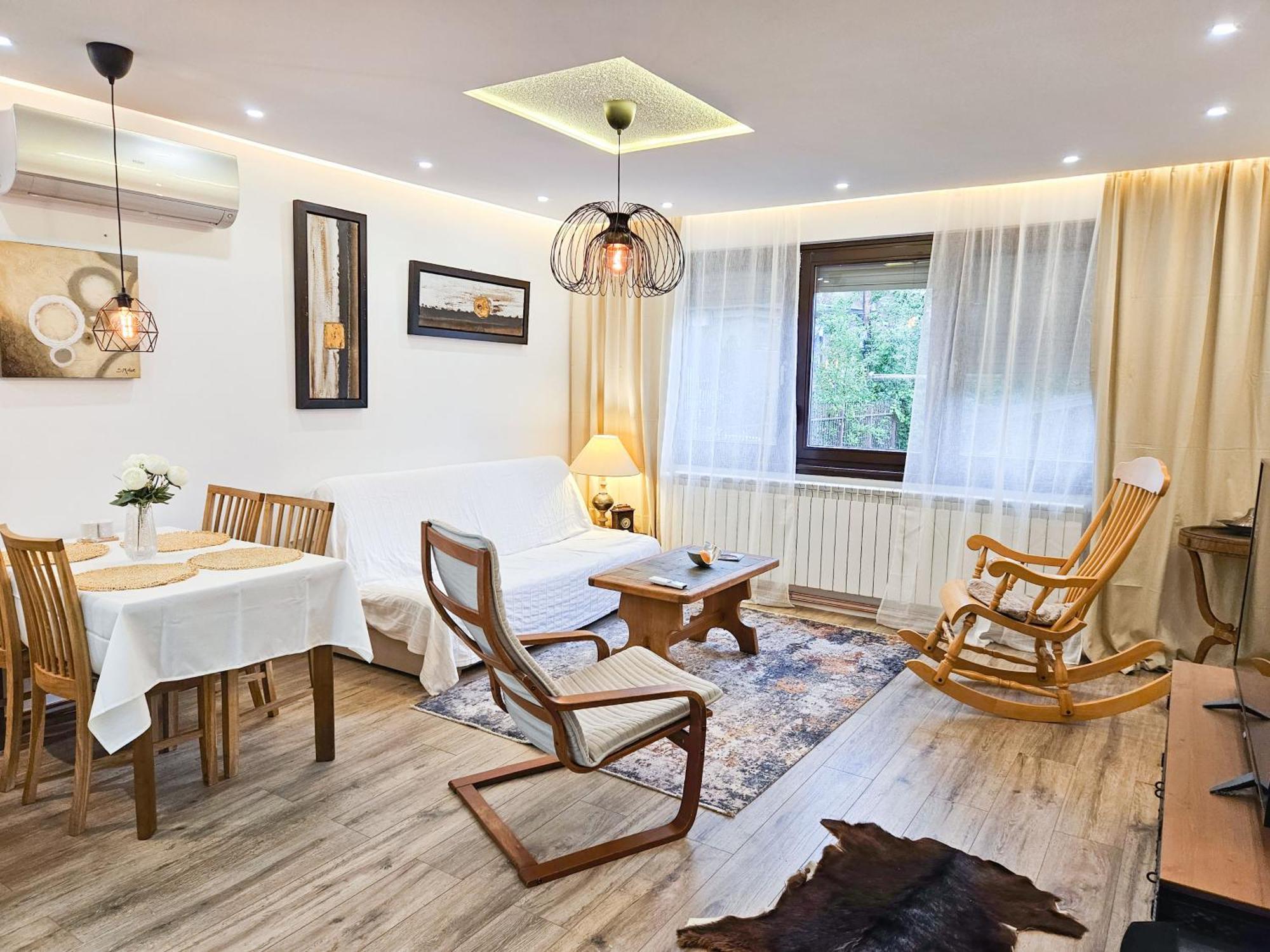 Ludwigs Apartment Сараєво Екстер'єр фото